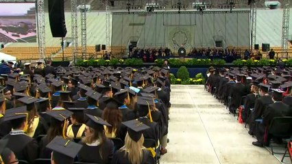 Notre Dame students walk out on Mike Pence