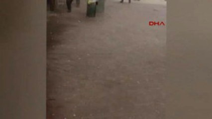 Sakarya - Atatürk Anıtına Baltayla Saldıran Kişiyi Halk Linç Etmek Istedi