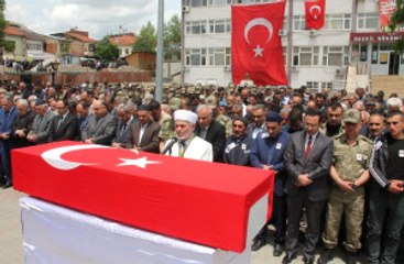 Yıldırım Düşmesi Sonucu Şehit Olan Er Son Yolculuğuna Uğurlandı