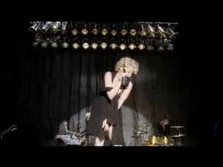 KYLIE MINOGUE 2 HEARTS gmtv