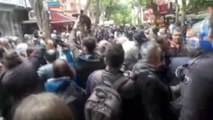Polis Müdahalesinin Ardından CHP'li Vekillerden Oturma Eylemi