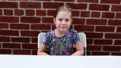 SHOPKINS SEASON 3 MEGA PACK with FUNNY STACKING CHALLENGE-NWJ