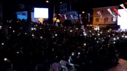 Bergama Kermesinde Emre Altuğ Rüzgarı