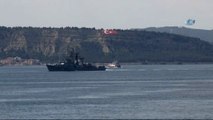Rus Donanmasına Ait Gemi Çanakkale Boğazı'ndan Geçti