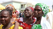 #Bringbackourgirls: des lycéennes enlevées retrouvent leurs parents