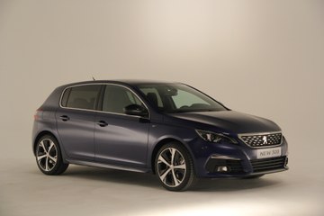 Présentation - Peugeot 308 (2017) : la guerre du Golf
