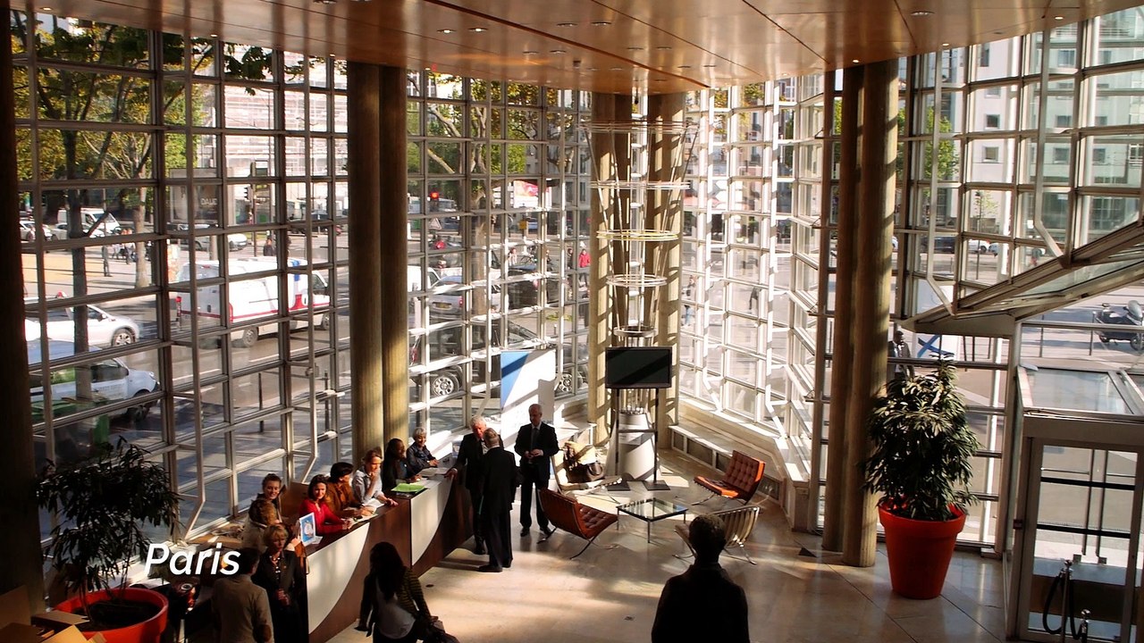Signature de convention avec le Comité national olympique et sportif français (CNOSF)