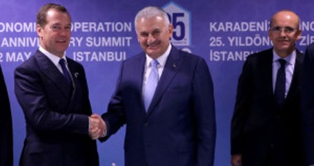 Başbakan Yıldırım: Rusya'nın Domates Yasağı Bir Süre Daha Devam Edecek