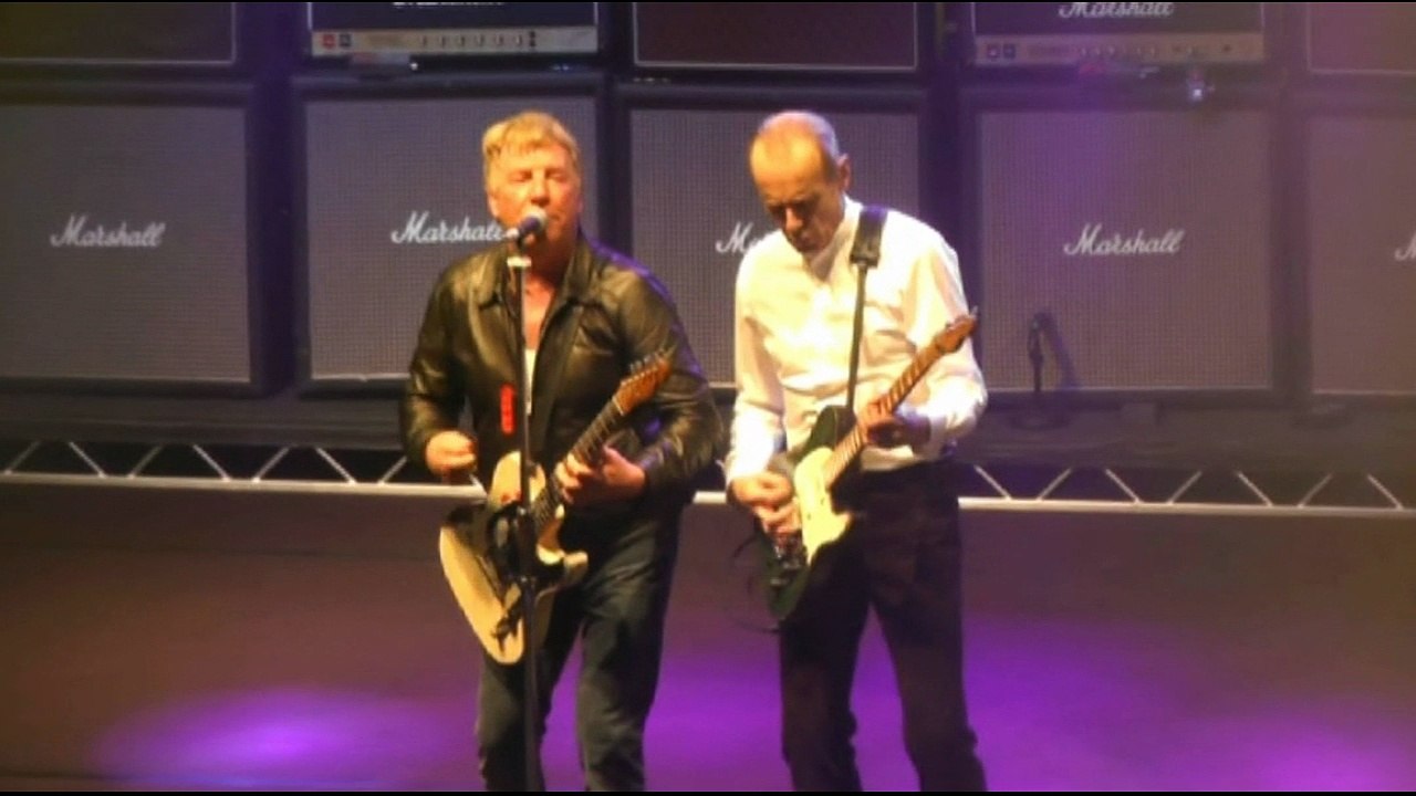 Status Quo Live - Big Fat Mama(Rossi,Parfitt) - Hammersmith Apollo,London 16-3 2013
