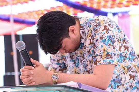 Rooh E Paak Khudwanda Tu Aa with Apostle Ankur Narula