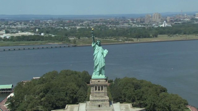 600,000 Immigrants Overstayed Their Visas in 2016