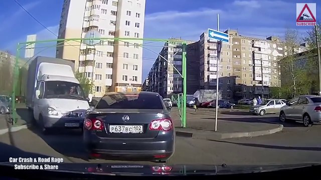 STUPID Drivers On Road! Idiot Driving Fails MAY 2017
