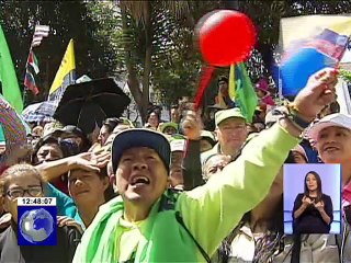 Télécharger la video: Presidente Correa lideró su último cambio de guardia e inauguró la nueva Plataforma Gubernamental Financiera