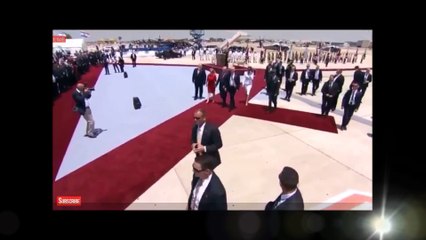 Did Melania Trump really slap away her husband’s hand as they touched down in Israel