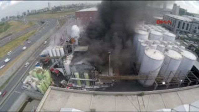 Ikitelli'de Yağ Deposundaki Yangın Havadan Böyle Görüntülendi