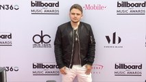 Prince Michael Jackson 2017 Billboard Music Awards Magenta Carpet