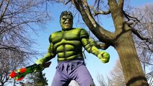 Incredible HULK vs ZOMBIE Horse Army IRL - Nerf War - Superhero Movie In Real Life - Marvel-V4Jhhz