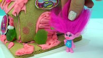 DIY Poppy   Branch Trolls Rainbow Candy Christmas Gingerbread House  Kit - Cookieswirlc Video-Die