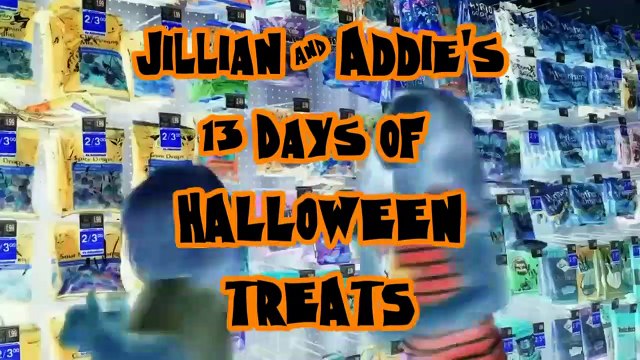 Bash Pumpkin! Smash chocolate pumpkin! Halloween Candy review _ Kid Candy Review _ Babyteeth4-uQrMMz