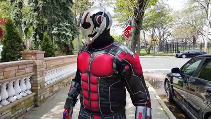 ANTMAN vs MUTANT MOBSTER IRL - Nerf War - Superheroes in Real Life - Spiderman - Marvel - DC-SFHdm5of
