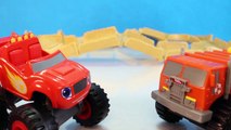 BLAZE AND THE MONSTER MACHINES Trucks Coaches Tonka Climb Overs Treader in Monster Truck Race-PMnCTm0