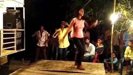 Billi Me Killi Lagake Hilaila Raja Ji New Bhojpuri Arkestra Video Song 2017 Top Bhojpuri Video Song