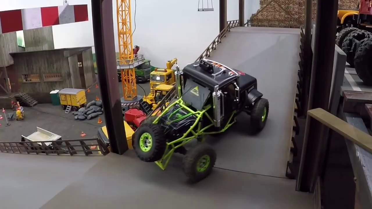 RC converted BRUDER JEEPs and Carrera RC POLICE hunt MAGOM HRC Scania 8x8-rxqk_