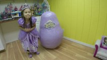 MEGA HUGE SOFIA THE FIRST EGG SURPRISE OPENING Disney Junior Singing Talking Doll Play-Doh Surprises-qL1Wvl