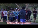 Manny Pacquiao & Team Pacquiao DOING ROADWORK - EsNews Boxing