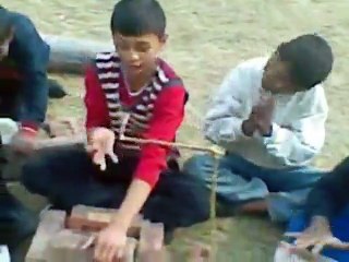 देखिये बच्चो के बेहतरीन Dance विडियो । Fully Desi Funny Dance Video