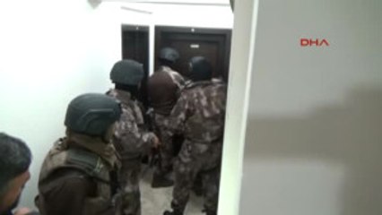 Izmir'de Terör Operasyonu: 18 Gözaltı