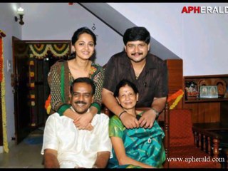 All Anushka And Prabas Fans Must Watch Cute Video Leaked Exclusive I Real Telugu I Bahubali I