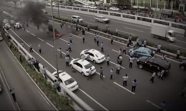 Layanan Transportasi yang Aman - Berkas Kompas