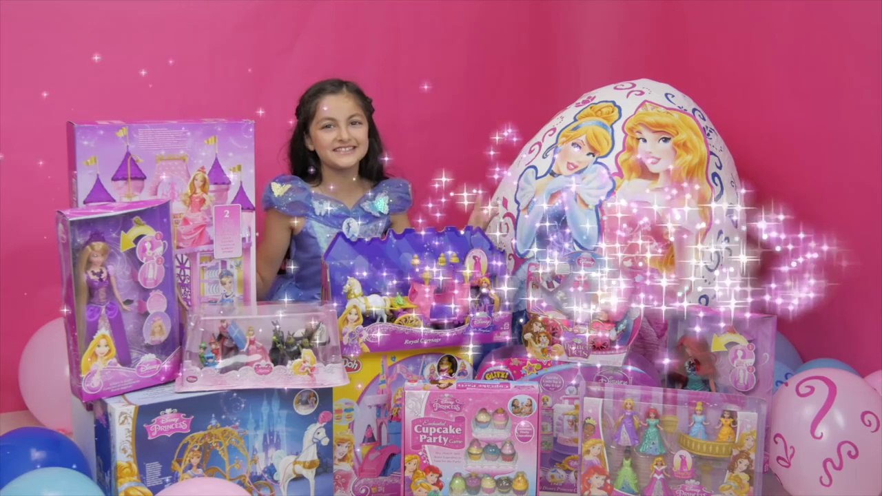 Disney Princess Real Life Movie with Frozen Elsa and Anna, Rapunzel, Ariel, DREAM CASTLE & Carriage-6GgoyK