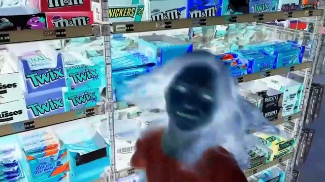 Bash Pumpkin! Smash chocolate pumpkin! Halloween Candy review _ Kid Candy Review _ Babyteeth4-uQrM