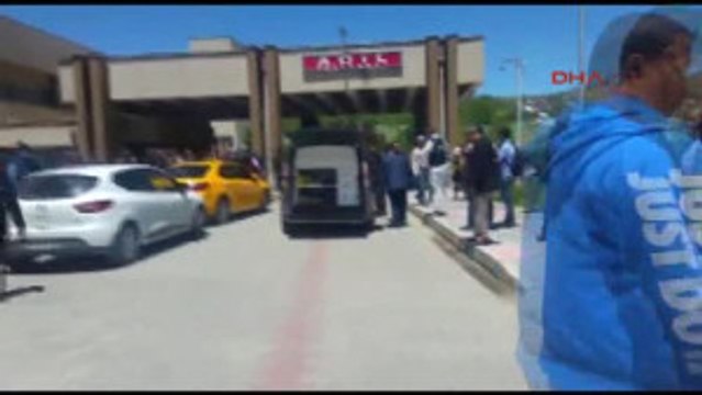 Elazığ - Fırat Üniversitesi Hastanesi Başhekimi Silahlı Saldırıda Yaralandı 2