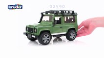 Land Rover Defender Station Wagon -- 02590 --  BRUDER Spielwaren--scAbB