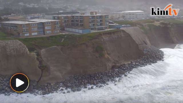 Drone captures moment California cliff falls into ocean