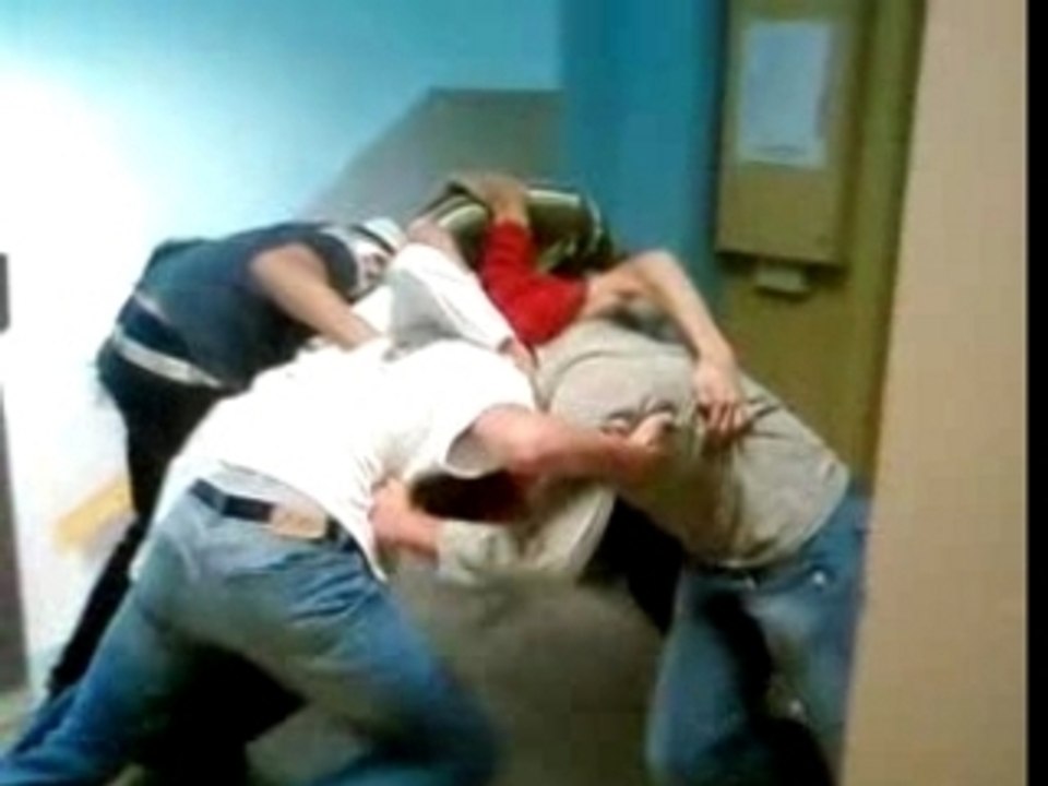 Melée ds les couloirs ! ^^