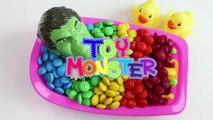 Superhero Hulk Baby Doll Bath Time M&Ms Chocolate Shower With Nursery Rhymes Finger Family Song-T_
