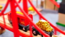 Toys Demo - BRIO Cars & Trains - BARRIER RULES! Toy Railway Trains & Trucks Videos for Kids-0IMyR