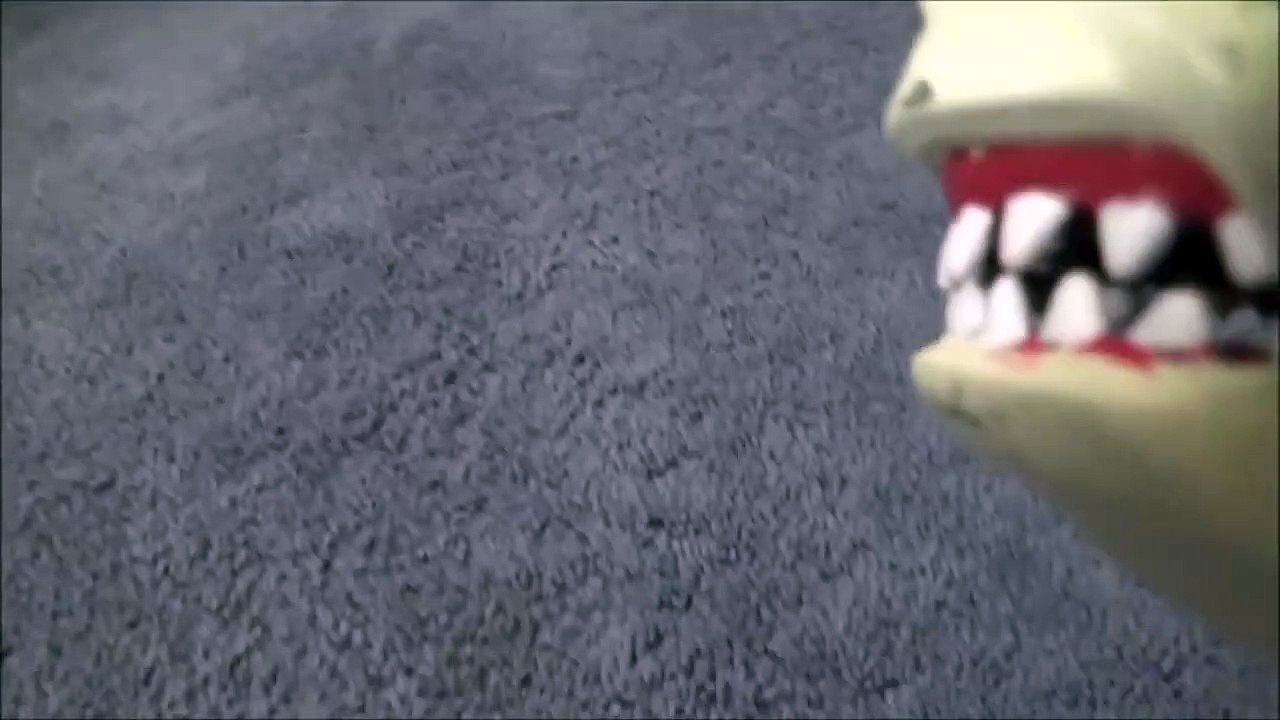 Playing Catch With My Pet Shark 'Shopkins Are His Favorite Snack' Toy Freaks-Idm-