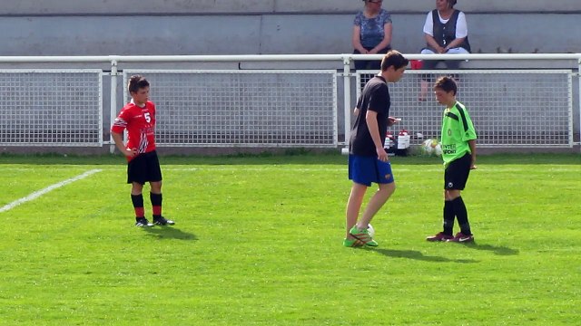 Coup franc et but pour l'Us MURAT (U13 contre ENL) le 17/05/2017