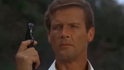 Roger Moore en cinq rôles