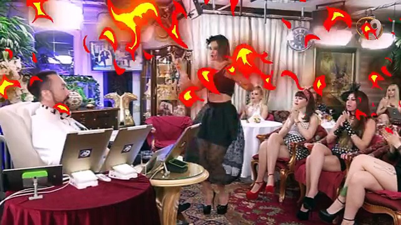 Konyalı Kediciğin Kaşık Oyunu