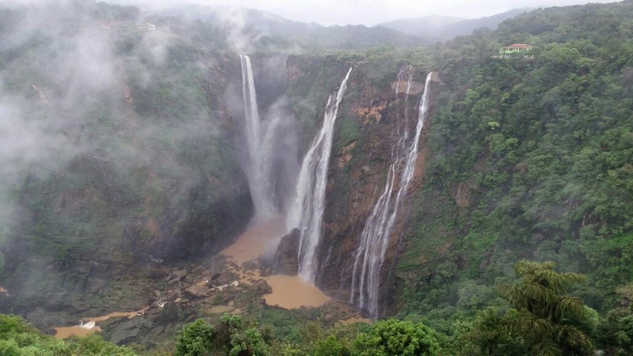 quran recitation really beautiful | Surah Al-Fatiha & Surah Al Baqarah ayat  || AWAZ