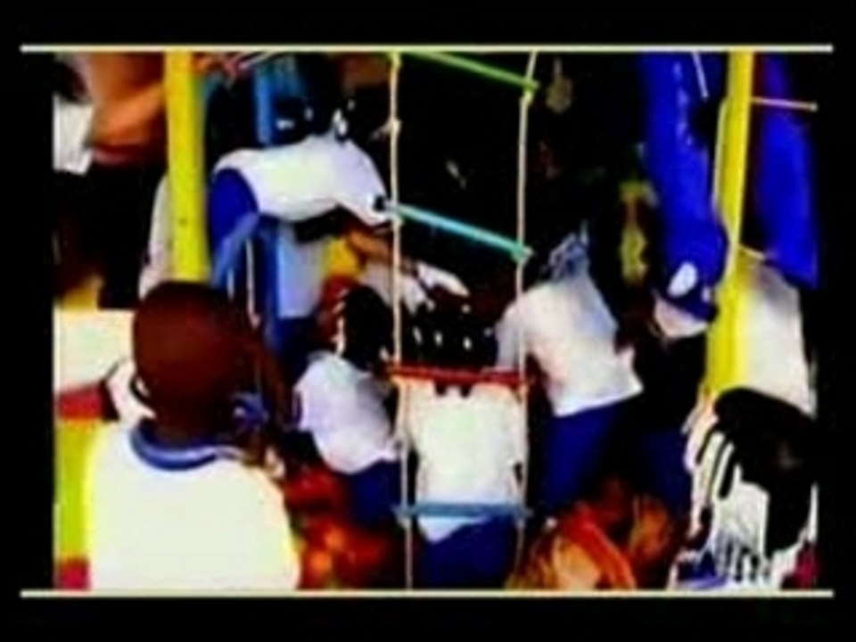 Shakira Fondation Pies Descalzos video