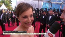 Kristin Scott Thomas attristée par la disparition de Roger Moore - Festival de Cannes 2017