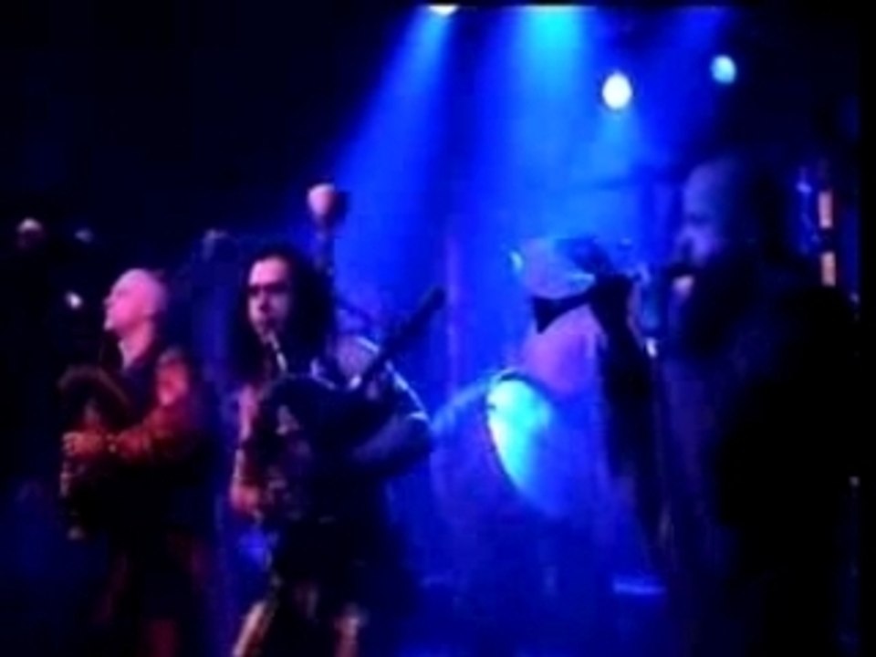 Corvus Corax  ''Suam Elle Ires'' Live (vcd-quali) {4''41}