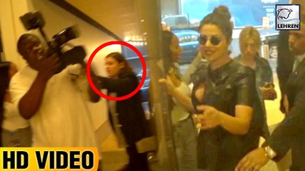 Photographer Gets ANGRY On Priyanka Chopra's Manager